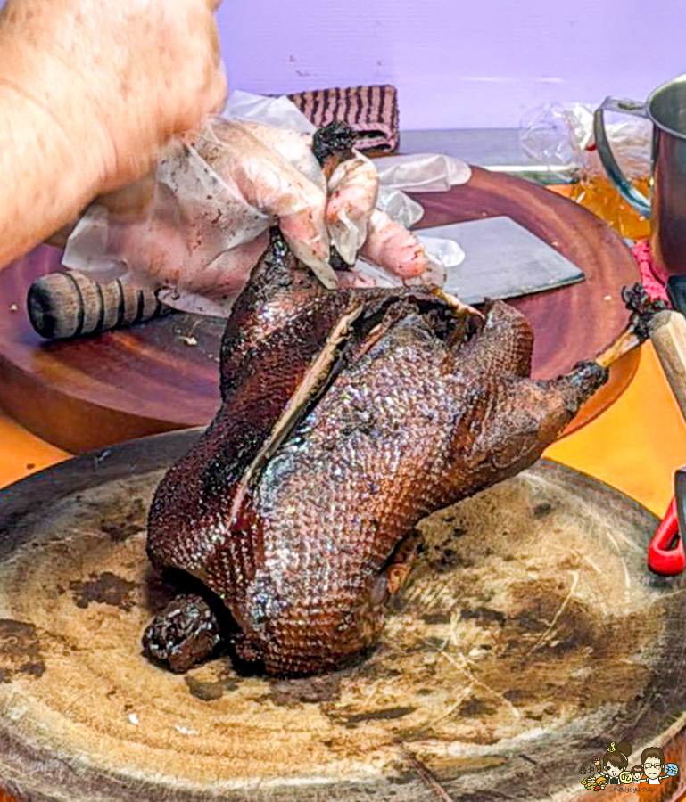 自由市場 醬鴨 天府醬鴨 傳承 好吃 回歸 必吃 排隊 麻辣鴨血 麻辣豆腐 豆乾 鳥蛋 好吃 推薦