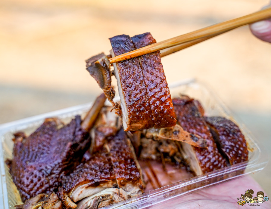 自由市場 醬鴨 天府醬鴨 傳承 好吃 回歸 必吃 排隊 麻辣鴨血 麻辣豆腐 豆乾 鳥蛋 好吃 推薦