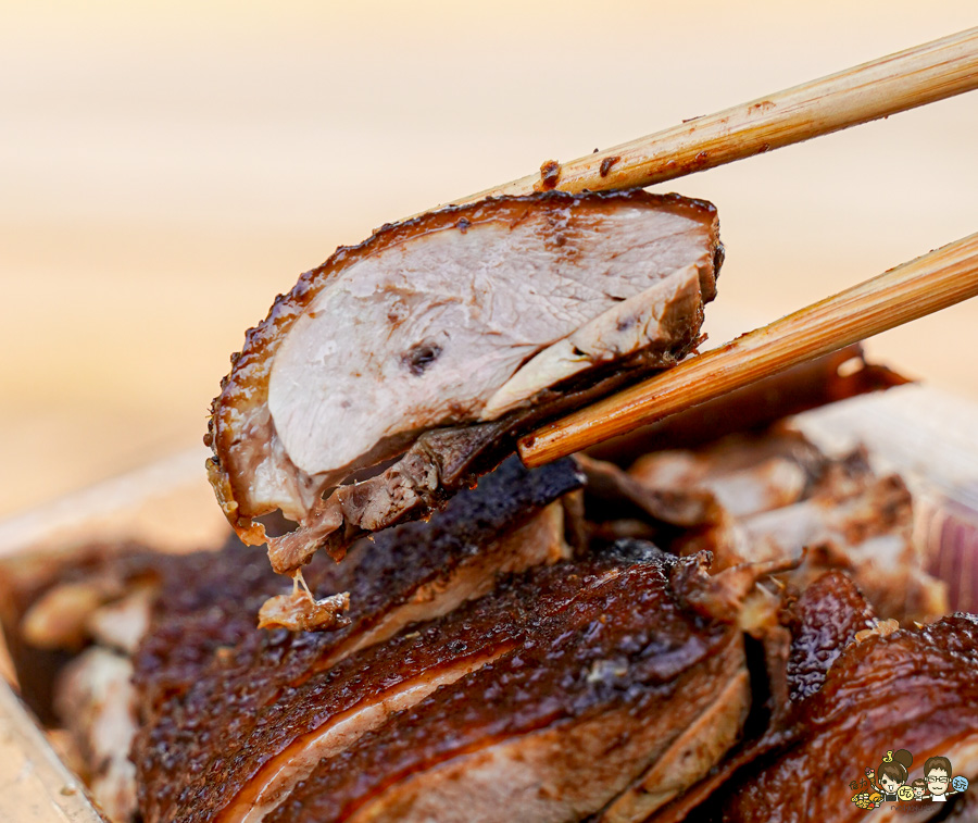 自由市場 醬鴨 天府醬鴨 傳承 好吃 回歸 必吃 排隊 麻辣鴨血 麻辣豆腐 豆乾 鳥蛋 好吃 推薦