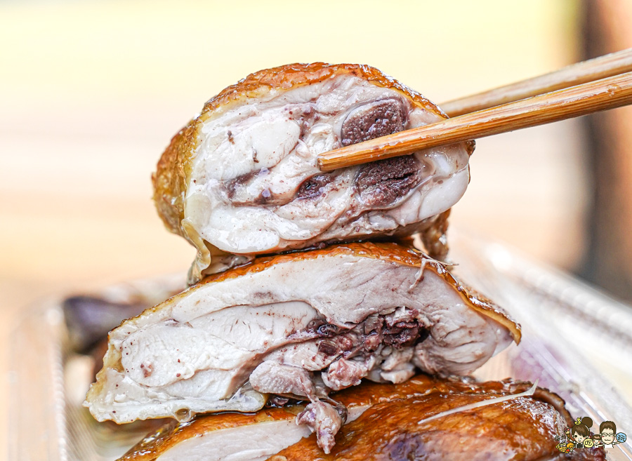 自由市場 醬鴨 天府醬鴨 傳承 好吃 回歸 必吃 排隊 麻辣鴨血 麻辣豆腐 豆乾 鳥蛋 好吃 推薦