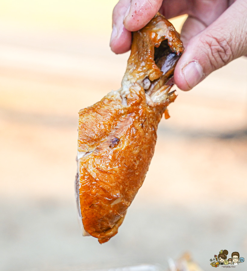 自由市場 醬鴨 天府醬鴨 傳承 好吃 回歸 必吃 排隊 麻辣鴨血 麻辣豆腐 豆乾 鳥蛋 好吃 推薦