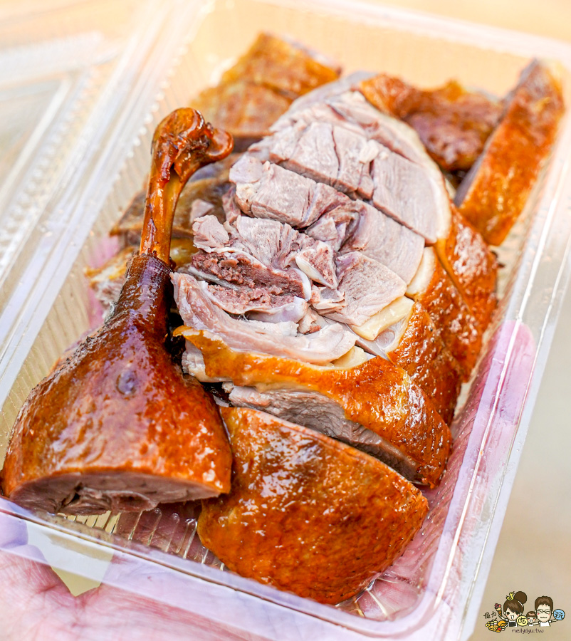 自由市場 醬鴨 天府醬鴨 傳承 好吃 回歸 必吃 排隊 麻辣鴨血 麻辣豆腐 豆乾 鳥蛋 好吃 推薦