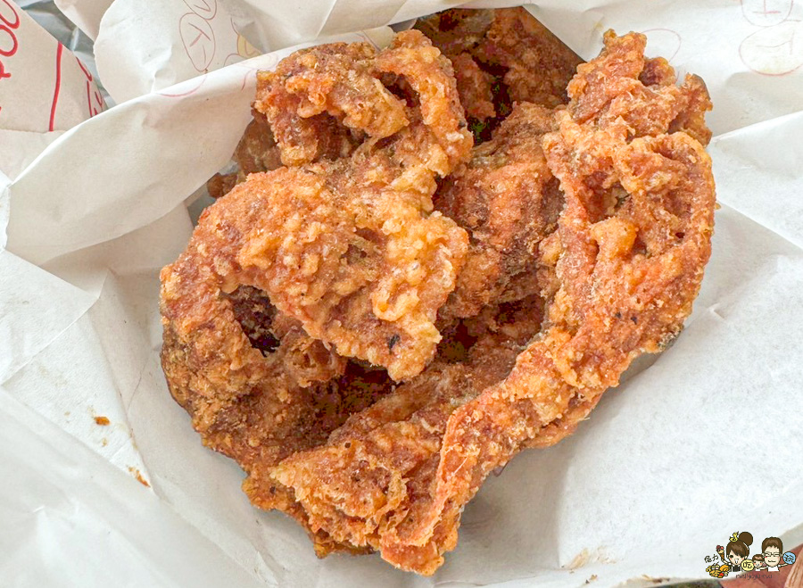 生意很好脆皮炸雞 鳳山美食 好吃 推薦 國宅美食 炸雞翅 雞皮 