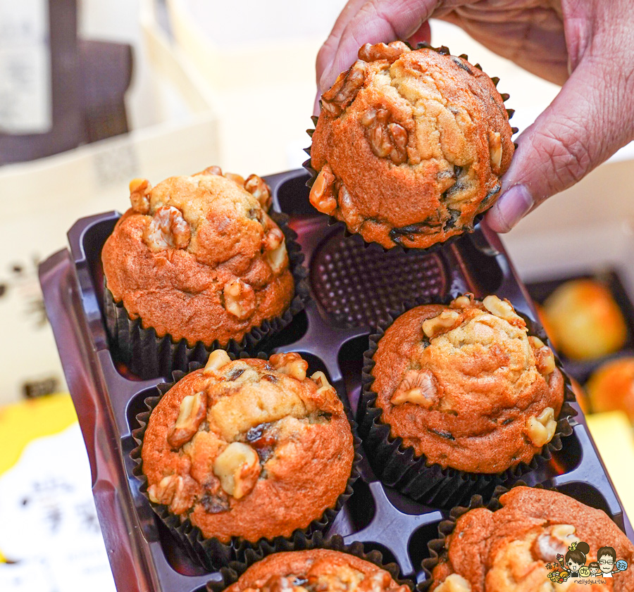 掌糕點 手撕蛋糕 芙蓉蛋塔 蛋黃酥 糕點 台南伴手禮 團購 甜點 蛋糕 月餅