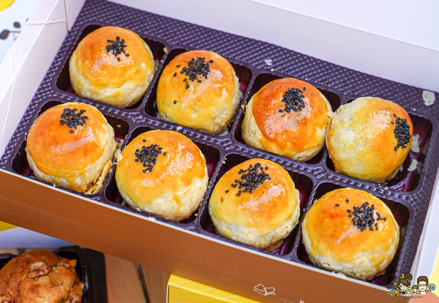 掌糕點 手撕蛋糕 芙蓉蛋塔 蛋黃酥 糕點 台南伴手禮 團購 甜點 蛋糕 月餅