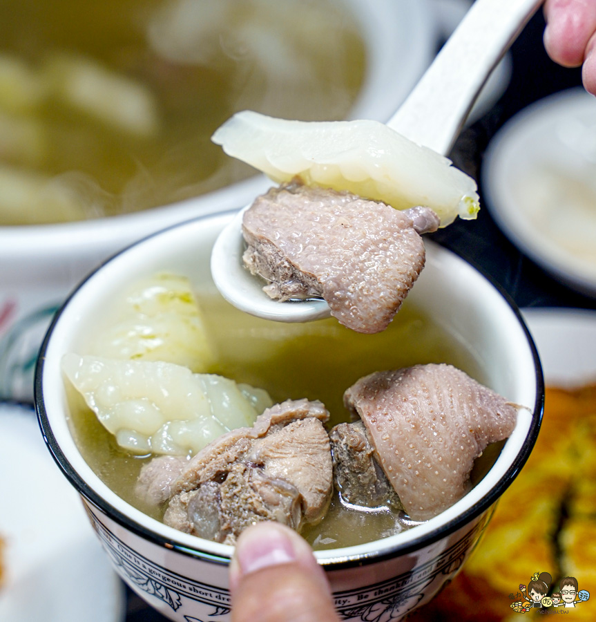 炙友日式餐廳 苓雅美食 日式料理 日本料理 生魚片 串燒 烤物 私房料理 特色 聚餐 聚會 消夜