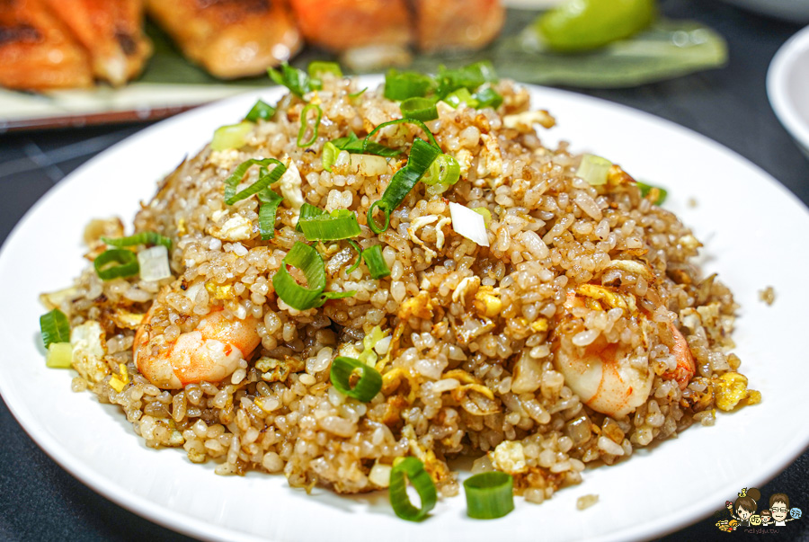 炙友日式餐廳 苓雅美食 日式料理 日本料理 生魚片 串燒 烤物 私房料理 特色 聚餐 聚會 消夜