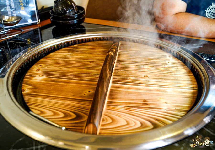 高雄 燉雞 鐵娘子鐵燉雞 私房菜 麵食 鍋物 楠梓美食 必吃 好吃