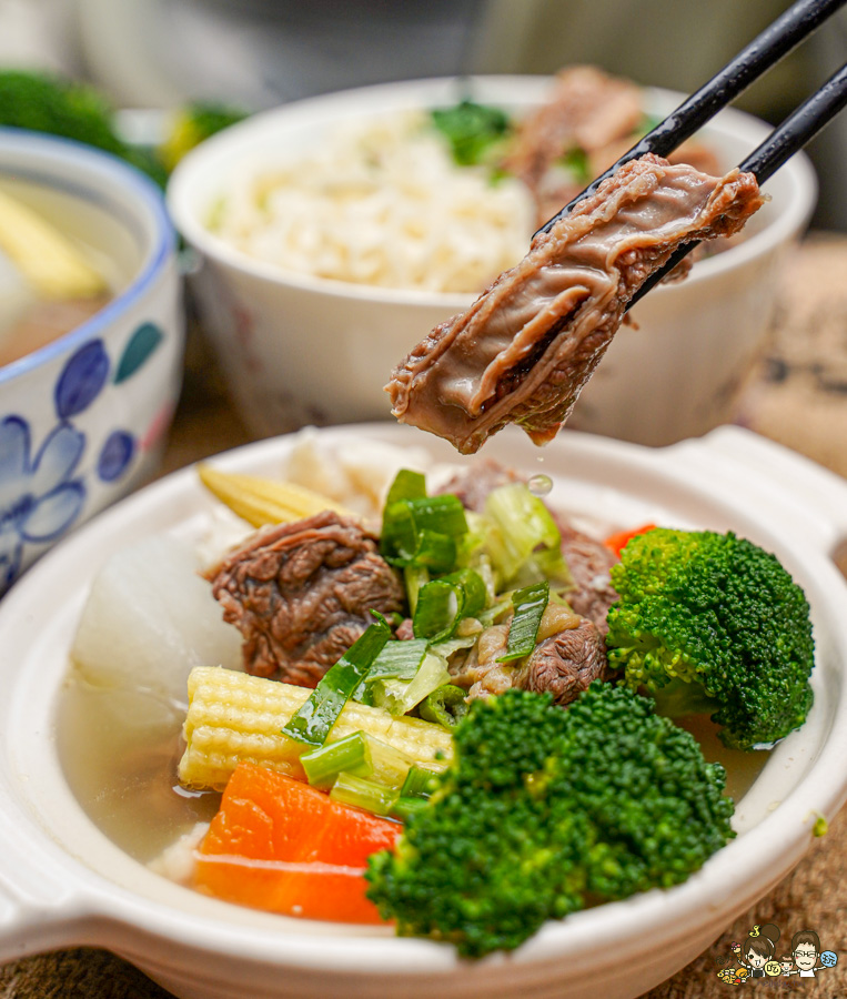 高雄老店 高雄傳承 清燉牛肉湯 鍋物 宅配 冷凍 露營美食 宅在家美食 