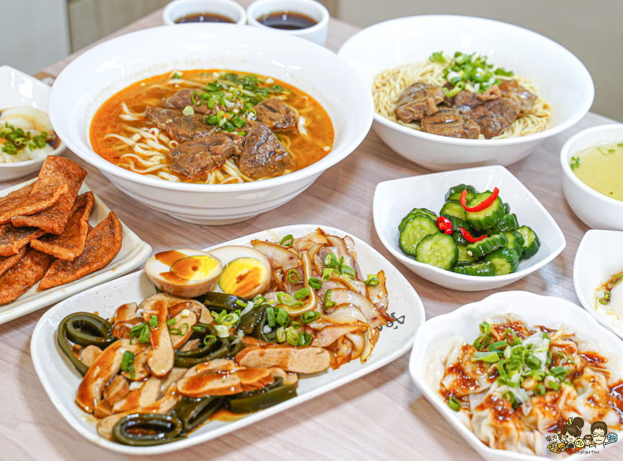 牛忘了呼吸 極品牛肉麵 麵食 乾拌 免費加湯 免費加麵 免費紅茶 必吃 高雄牛肉麵 韓國人都來吃