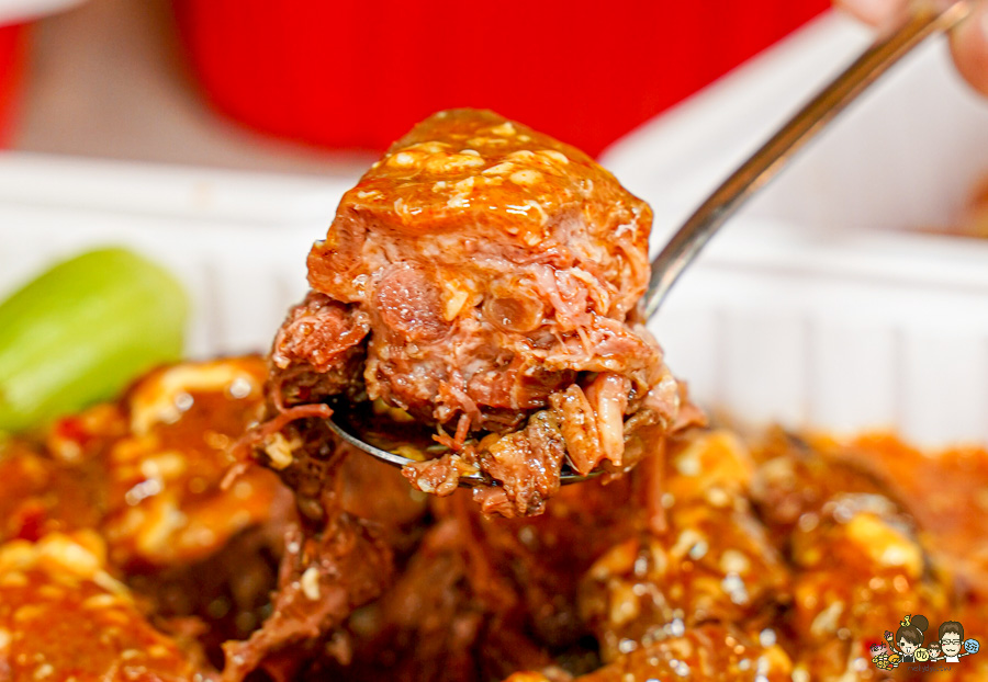 高雄年菜 外帶年菜 北高雄 左營 潮台菜 辦桌 團圓 秒殺 年味 豬腳 佛跳牆