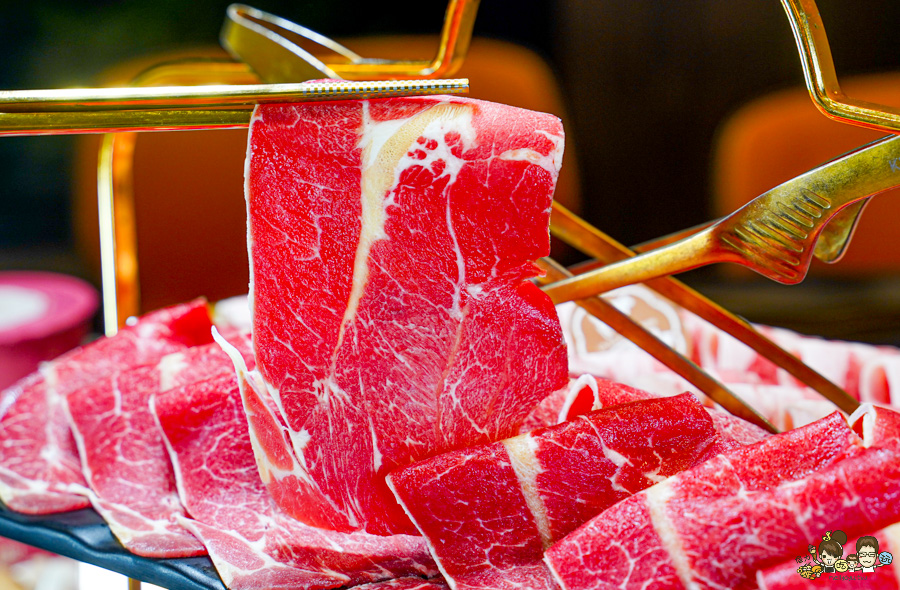 高雄鍋物 高雄火鍋 楠梓 楠梓聚餐 楠梓學區 學區 美食 桃金鍋物 自助吧 好吃 推薦 大肉盤 超值 