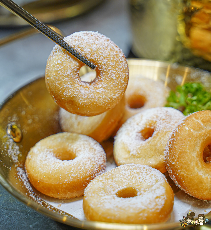 高雄鍋物 高雄火鍋 楠梓 楠梓聚餐 楠梓學區 學區 美食 桃金鍋物 自助吧 好吃 推薦 大肉盤 超值 