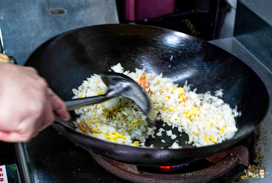 忠孝市場 寶弟港式點心站 港點 蒸龍 小吃 獨家 平價好吃 必吃 高雄港點推薦 炒飯 