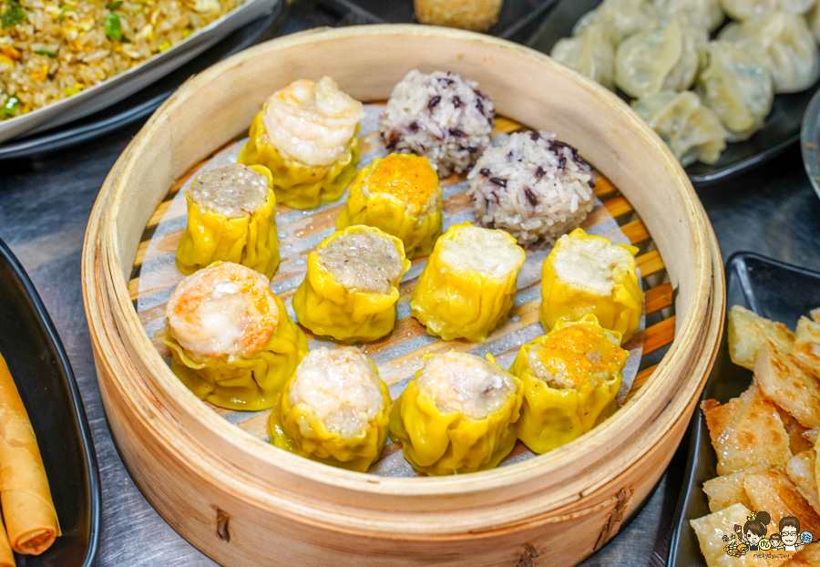 忠孝市場 寶弟港式點心站 港點 蒸龍 小吃 獨家 平價好吃 必吃 高雄港點推薦 炒飯 