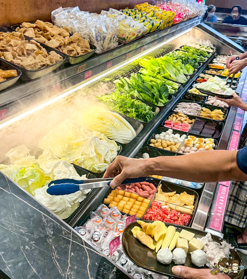 高雄鍋物 高雄火鍋 楠梓 楠梓聚餐 楠梓學區 學區 美食 桃金鍋物 自助吧 好吃 推薦 大肉盤 超值 