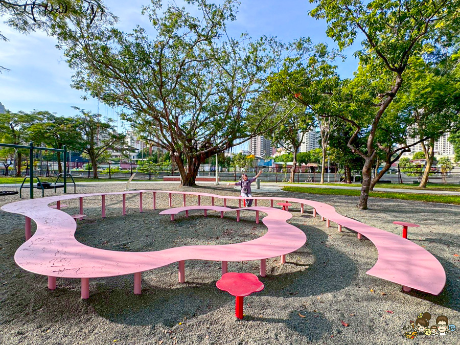 高雄公園 盤花公園 客家 客家文化館 旅遊 景點 愛河之心 濕地 公園 親子 家庭 散步 