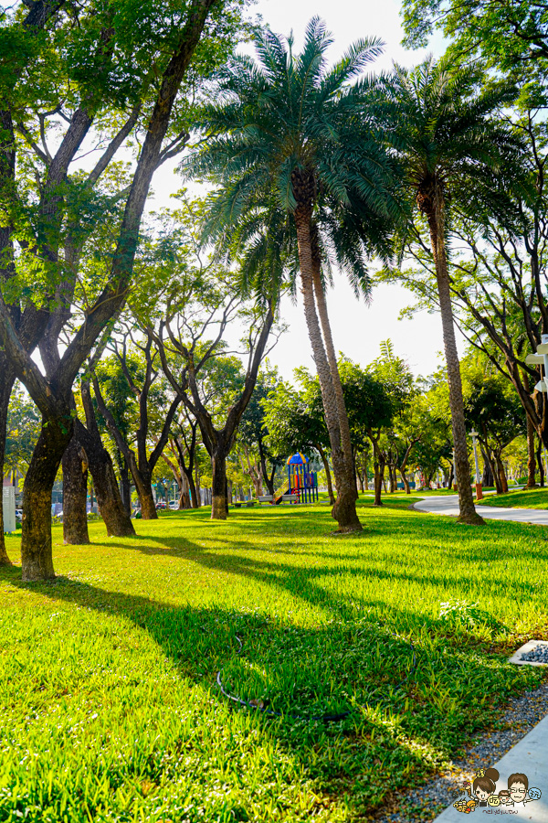 高雄公園 盤花公園 客家 客家文化館 旅遊 景點 愛河之心 濕地 公園 親子 家庭 散步 