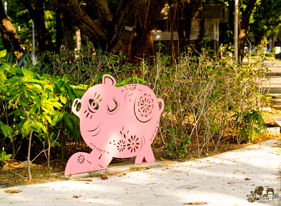 高雄公園 盤花公園 客家 客家文化館 旅遊 景點 愛河之心 濕地 公園 親子 家庭 散步 