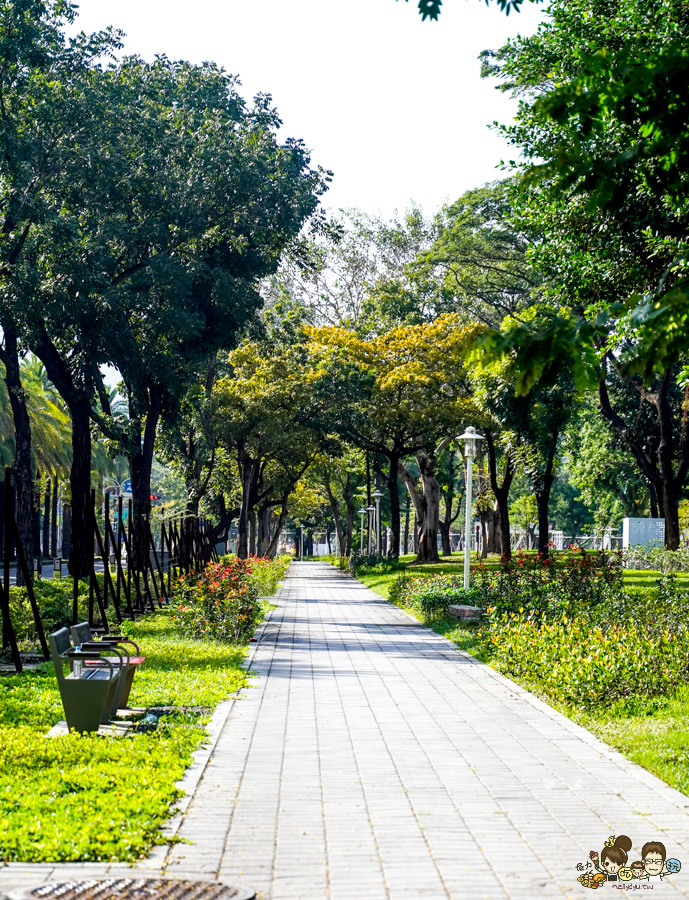高雄公園 盤花公園 客家 客家文化館 旅遊 景點 愛河之心 濕地 公園 親子 家庭 散步 