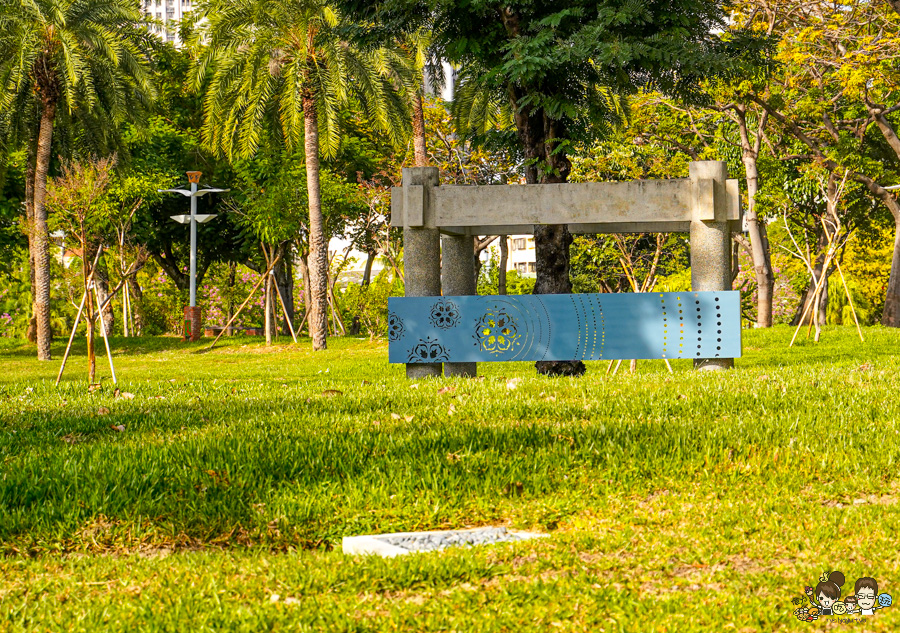 高雄公園 盤花公園 客家 客家文化館 旅遊 景點 愛河之心 濕地 公園 親子 家庭 散步 
