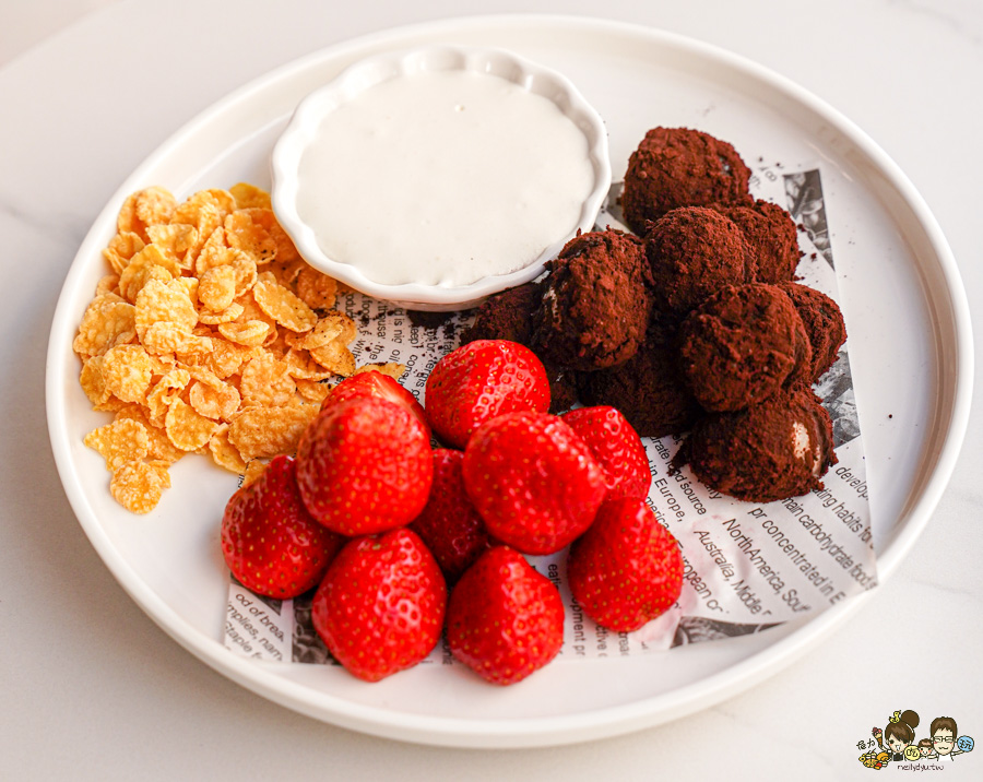 圓知圓味 二店 新堀江 玉竹街 商圈 必吃 高雄冰品 麻糬 燒麻糬 冰品 甜點 甜湯 湯圓 冬至 在地美食