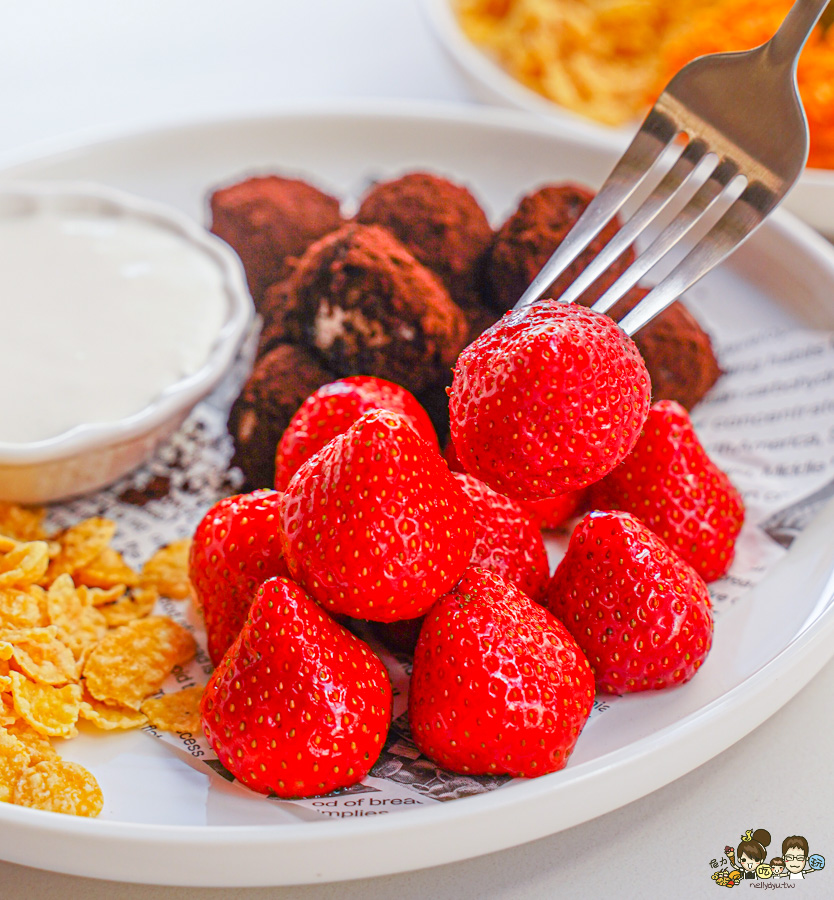 圓知圓味 二店 新堀江 玉竹街 商圈 必吃 高雄冰品 麻糬 燒麻糬 冰品 甜點 甜湯 湯圓 冬至 在地美食