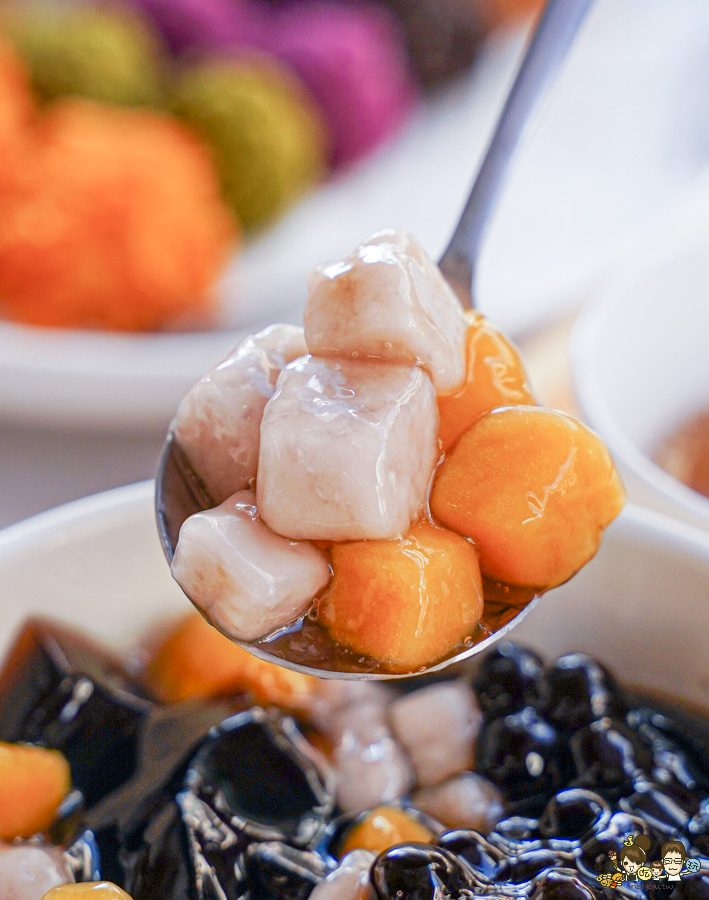 圓知圓味 二店 新堀江 玉竹街 商圈 必吃 高雄冰品 麻糬 燒麻糬 冰品 甜點 甜湯 湯圓 冬至 在地美食