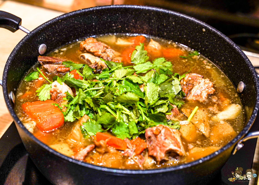 首次早鳥優惠 自助吧 歡樂 聚餐 推薦 親子 鳳山 牛室 牛排 排餐 約會 慶生 跨年 耶誕 必吃 必訪 文山特區'