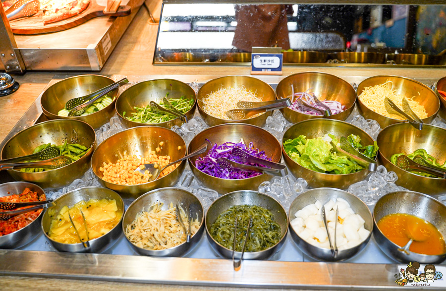 首次早鳥優惠 自助吧 歡樂 聚餐 推薦 親子 鳳山 牛室 牛排 排餐 約會 慶生 跨年 耶誕 必吃 必訪 文山特區'