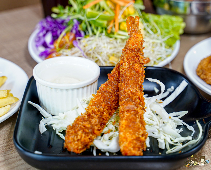 首次早鳥優惠 自助吧 歡樂 聚餐 推薦 親子 鳳山 牛室 牛排 排餐 約會 慶生 跨年 耶誕 必吃 必訪 文山特區'