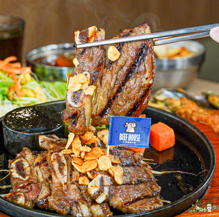 首次早鳥優惠 自助吧 歡樂 聚餐 推薦 親子 鳳山 牛室 牛排 排餐 約會 慶生 跨年 耶誕 必吃 必訪 文山特區'