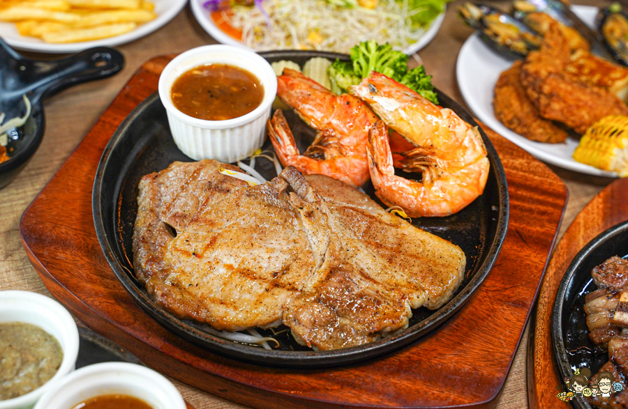 首次早鳥優惠 自助吧 歡樂 聚餐 推薦 親子 鳳山 牛室 牛排 排餐 約會 慶生 跨年 耶誕 必吃 必訪 文山特區'