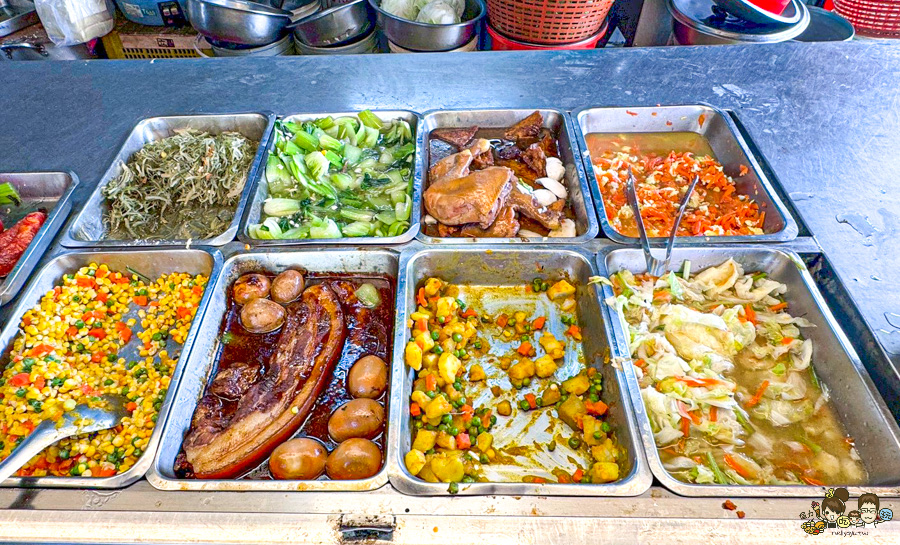 大雞腿便當 65元 阿嬤自助餐 鳥松 便當 餐盒 自助餐