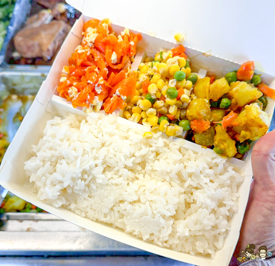 大雞腿便當 65元 阿嬤自助餐 鳥松 便當 餐盒 自助餐