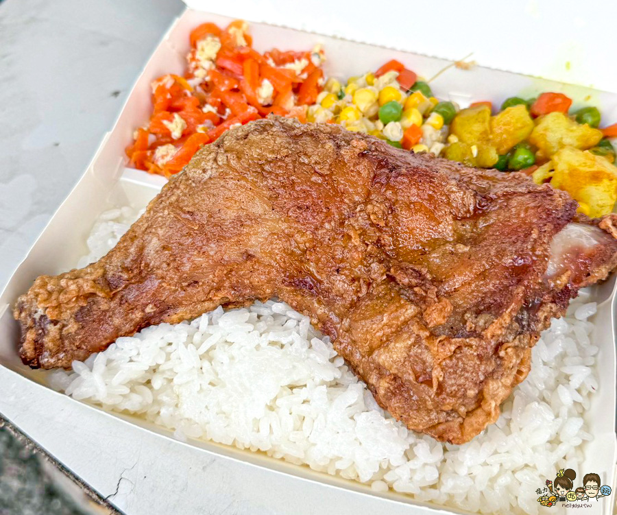 大雞腿便當 65元 阿嬤自助餐 鳥松 便當 餐盒 自助餐