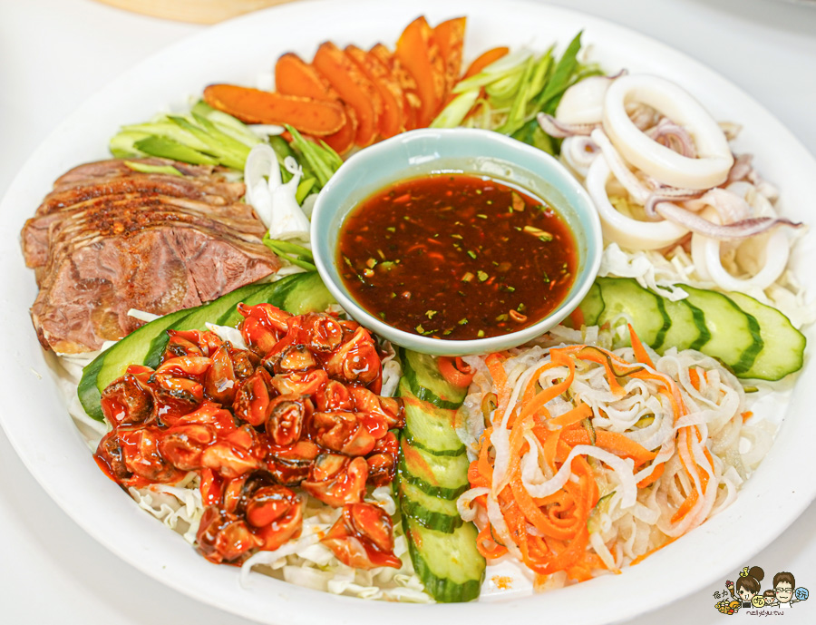 高雄外帶年菜 小家庭 年菜 團圓飯 酸菜魚 平價 高CP值 鯤鯤酸菜魚 