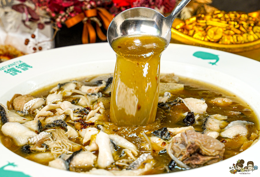 高雄外帶年菜 小家庭 年菜 團圓飯 酸菜魚 平價 高CP值 鯤鯤酸菜魚 