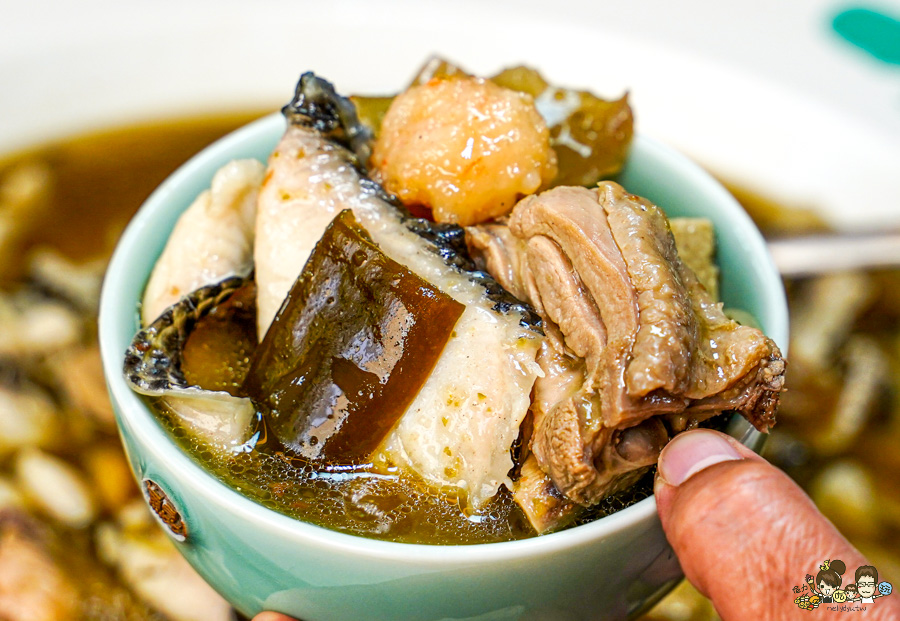 高雄外帶年菜 小家庭 年菜 團圓飯 酸菜魚 平價 高CP值 鯤鯤酸菜魚 