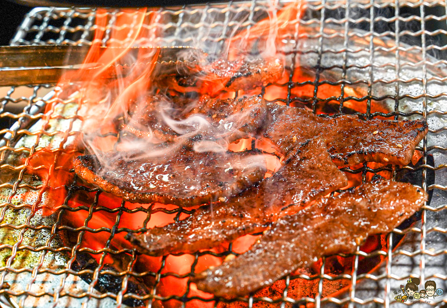 高雄燒肉 燒肉推薦 必吃燒肉 燒究 好吃楠梓燒肉 必追 慶生 聚餐 生日 聚會 包場 Yakiniku SHOJO 高雄楠梓店 好停車 