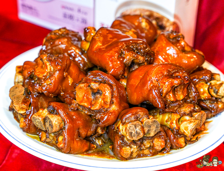 鄧師傅功夫菜 高雄年菜 團圓飯 豬腳 豬腳麵線 外帶年菜 團圓 私房菜 佛跳牆 