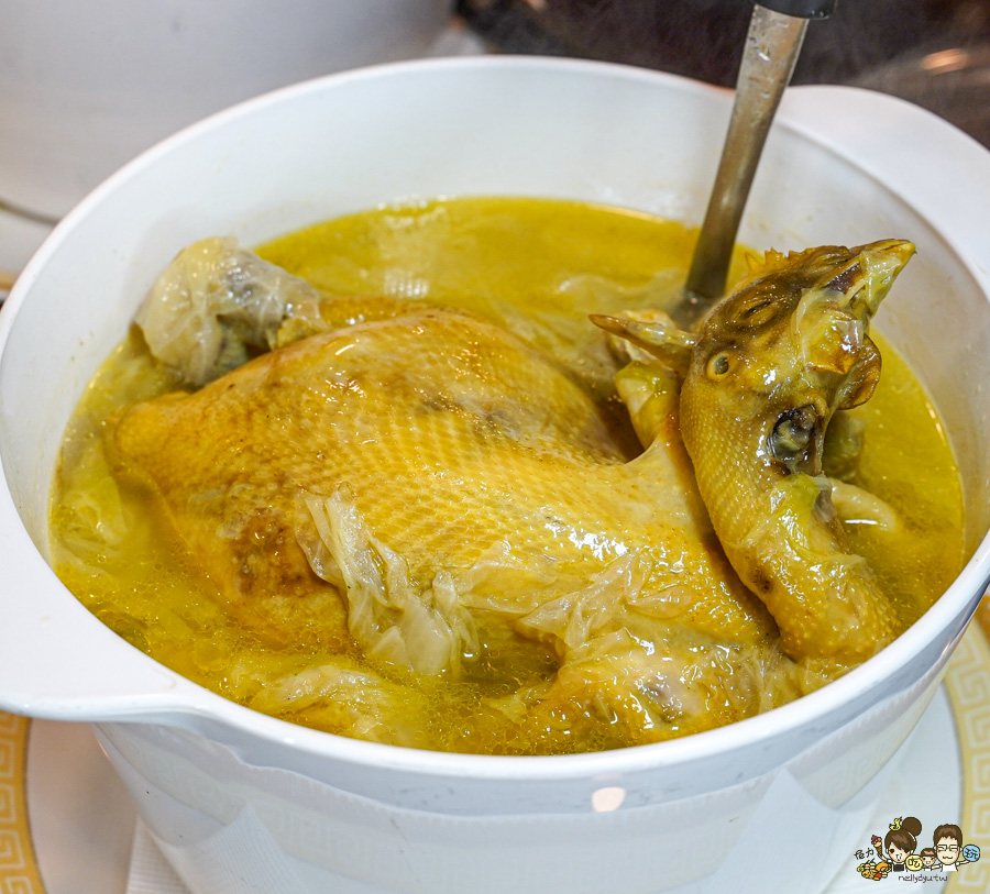 鄧師傅功夫菜 高雄年菜 團圓飯 豬腳 豬腳麵線 外帶年菜 團圓 私房菜 佛跳牆 