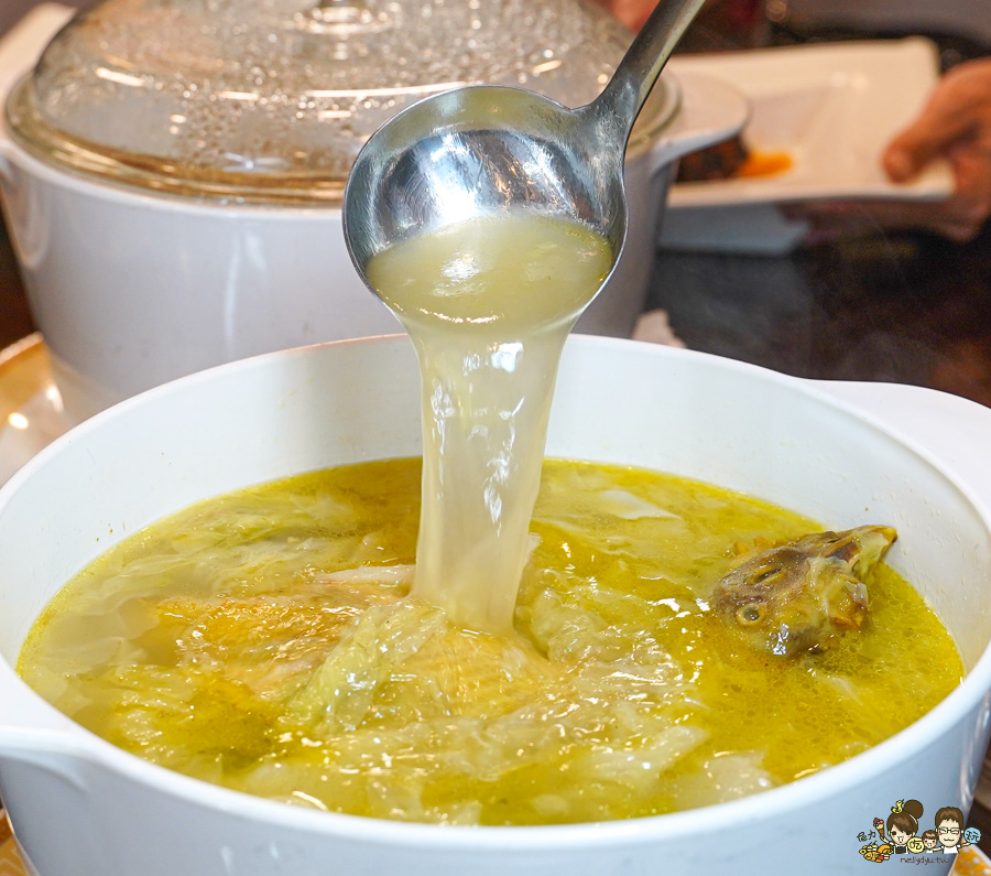 鄧師傅功夫菜 高雄年菜 團圓飯 豬腳 豬腳麵線 外帶年菜 團圓 私房菜 佛跳牆 