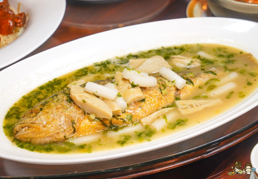 鄧師傅功夫菜 高雄年菜 團圓飯 豬腳 豬腳麵線 外帶年菜 團圓 私房菜 佛跳牆 