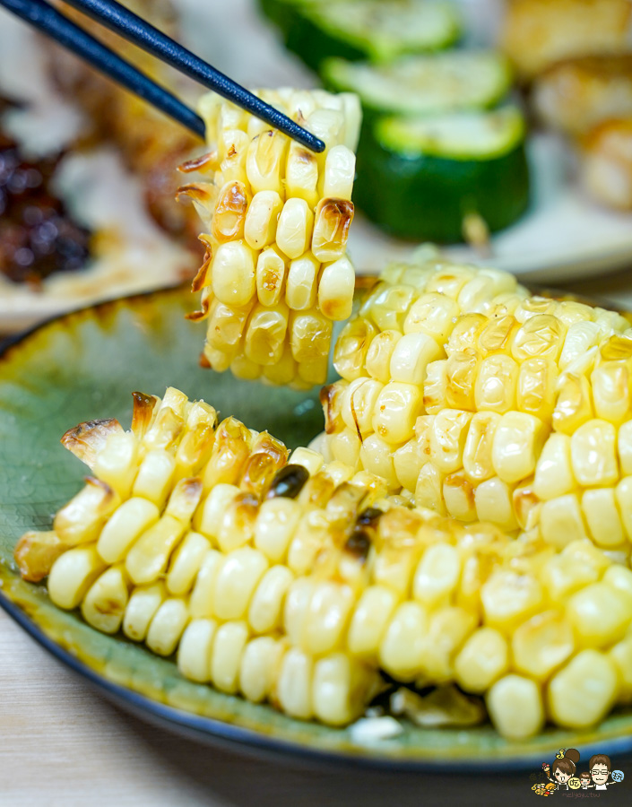 TORI+ 燒鳥專賣店 日式 私房料理 高雄燒烤 文青 居酒屋 串燒 烤物 聚餐 小酌 約會 包場 