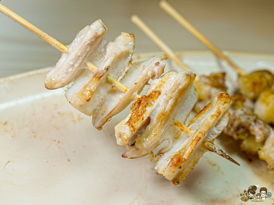 TORI+ 燒鳥專賣店 日式 私房料理 高雄燒烤 文青 居酒屋 串燒 烤物 聚餐 小酌 約會 包場 