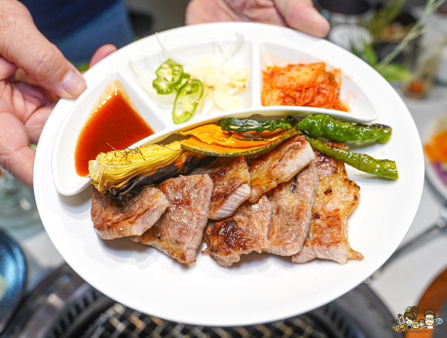 森森燒肉 台鋁 高雄燒肉 聚餐 約會 慶生 甜點 高雄甜點 台鋁甜點 跨年 耶誕 尾牙