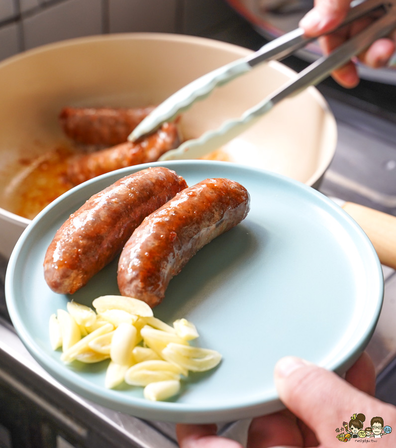 年節 禮盒 臘肉 粉腸 南雄食品 南雄粉腸 里港美食 老字號 香腸 豬肉 肉鬆 肉品 佳餚 必買 回購 團購 線上訂購