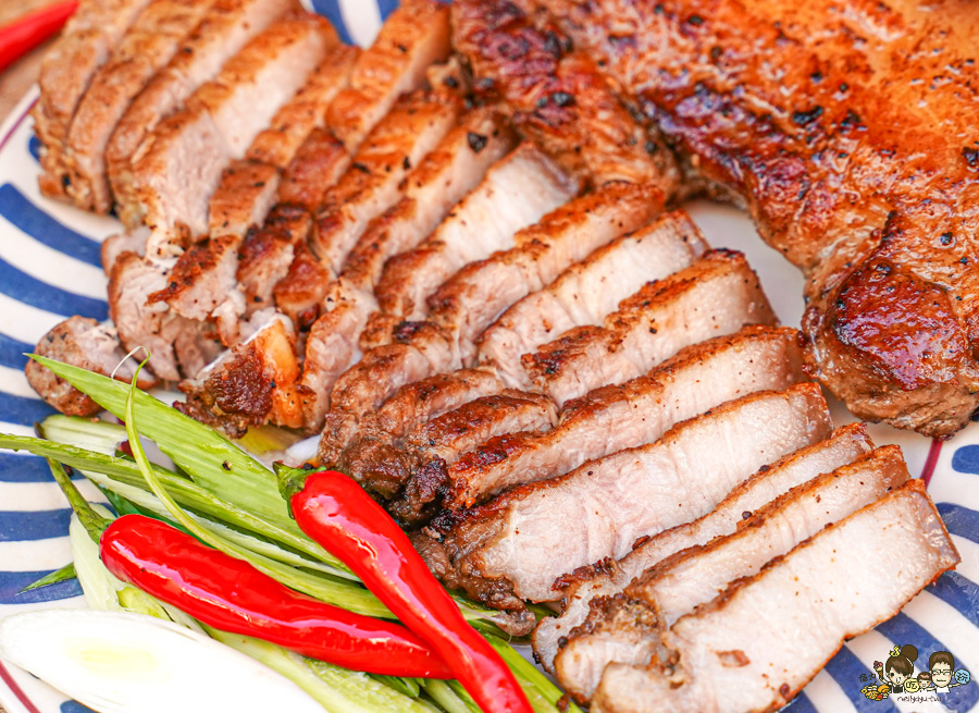 年節 禮盒 臘肉 粉腸 南雄食品 南雄粉腸 里港美食 老字號 香腸 豬肉 肉鬆 肉品 佳餚 必買 回購 團購 線上訂購