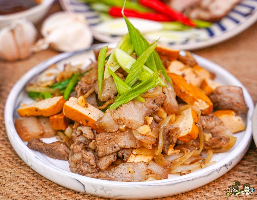 年節 禮盒 臘肉 粉腸 南雄食品 南雄粉腸 里港美食 老字號 香腸 豬肉 肉鬆 肉品 佳餚 必買 回購 團購 線上訂購